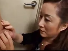 છેતરપિંડી પત્ની ઈવા એન્જેલીના વિશાળ cocked સંવર્ધન સાથે ભરવામાં ગુજરાતી બીપી સેકસી