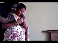 ટીન્સ કૃતજ્ઞ ચહેરાના ડી સેકસી વીડિયો